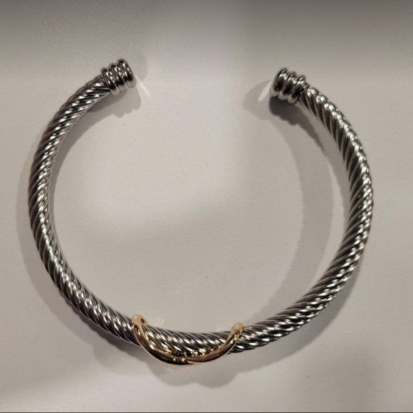 Silver and Gold twisted cuff bracelet with infinity knot designer Jewlery look - Picture 5 of 6